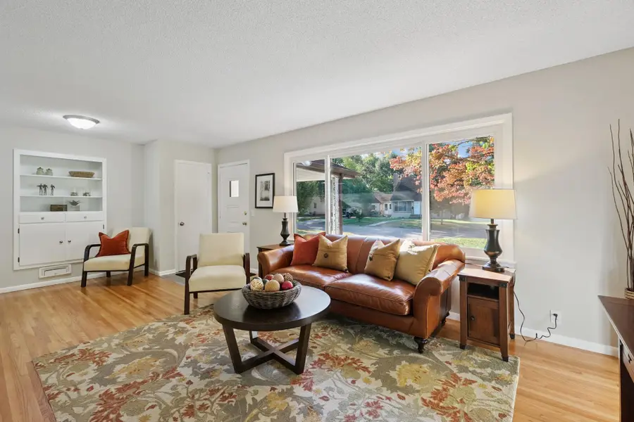 6322 50th Avenue N, Minneapolis, MN 55428 - Image #2