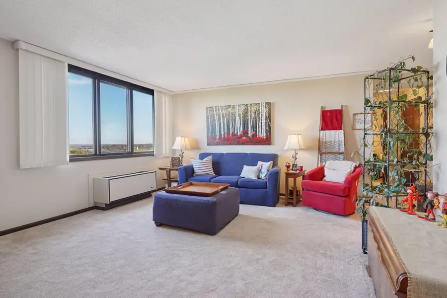 1181 Edgcumbe Road #1008, Saint Paul, MN 55105 - Image #3