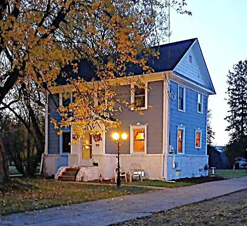 1504 E 39th Street, Hibbing, MN 55746 - #1