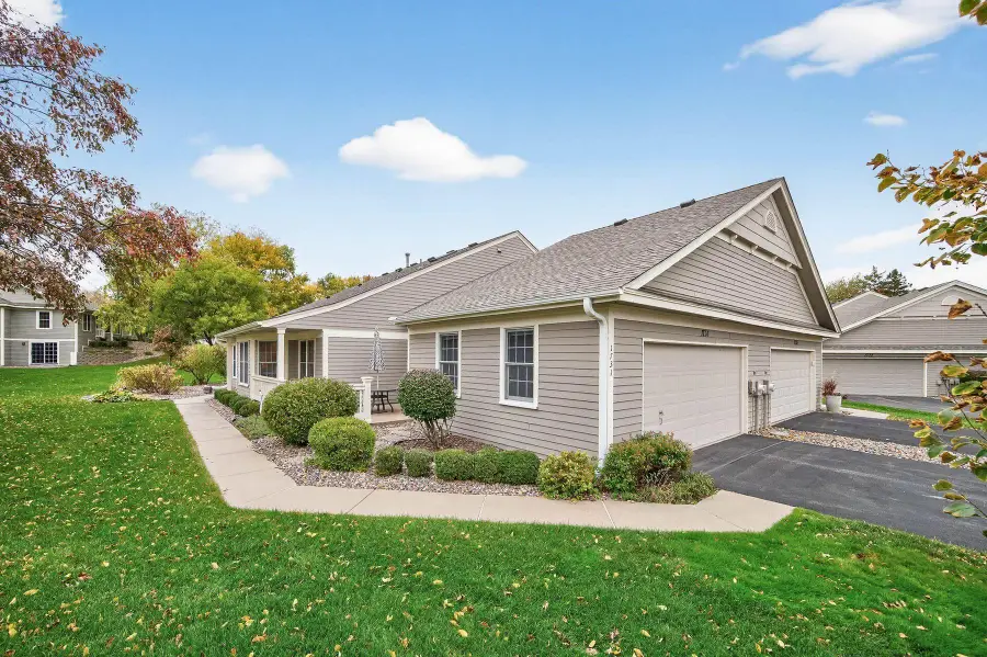 1731 Donegal Drive, Woodbury, MN 55125 - Image #2