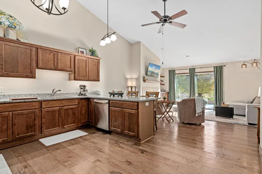 54 Crown Pointe Curve, Hudson, WI 54016 - Image #3