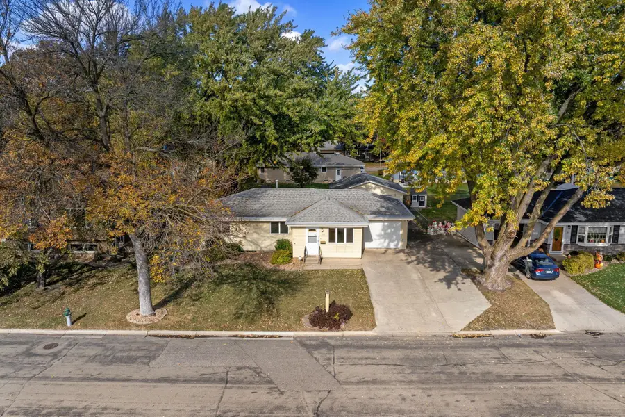 313 Glenn Road, Albert Lea, MN 56007 - Image #2
