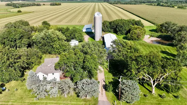 7792 Town Hall Road Ne, Sauk Rapids, MN 56379