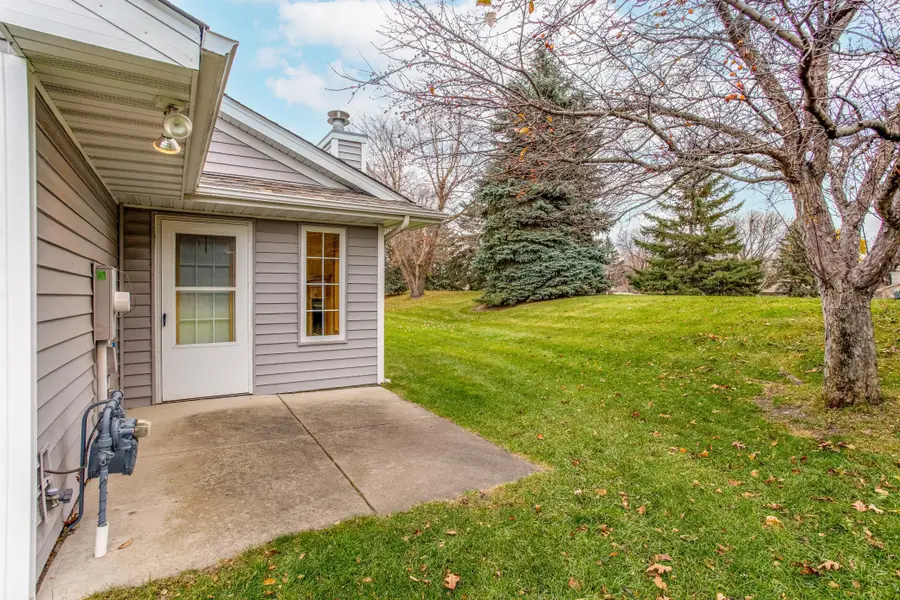 8537 Telford Lane, Minneapolis, MN 55443 - Image #3