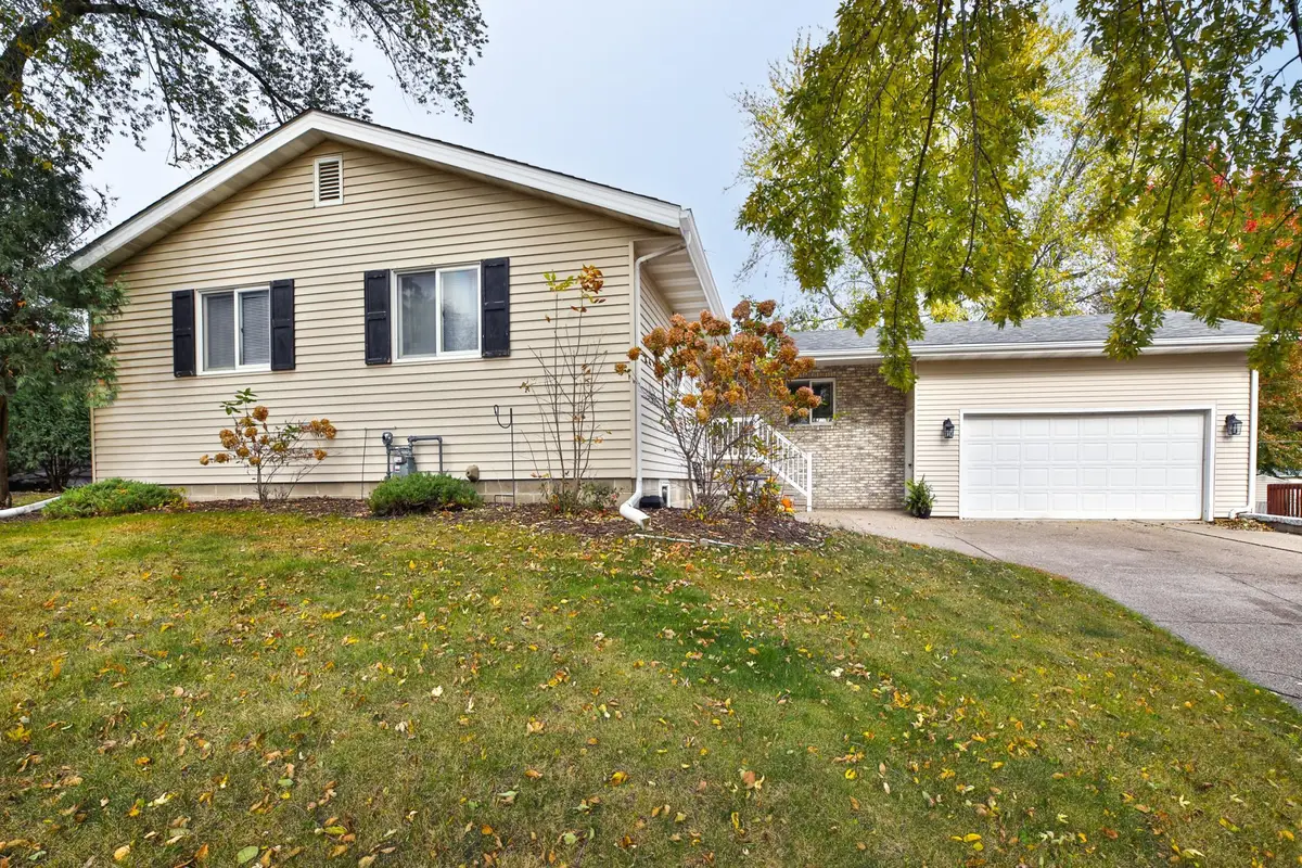 332 13th Street Sw, Owatonna, MN 55060 - Image #1