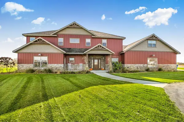 9171 Cayley Court, Saint Cloud, MN 56301