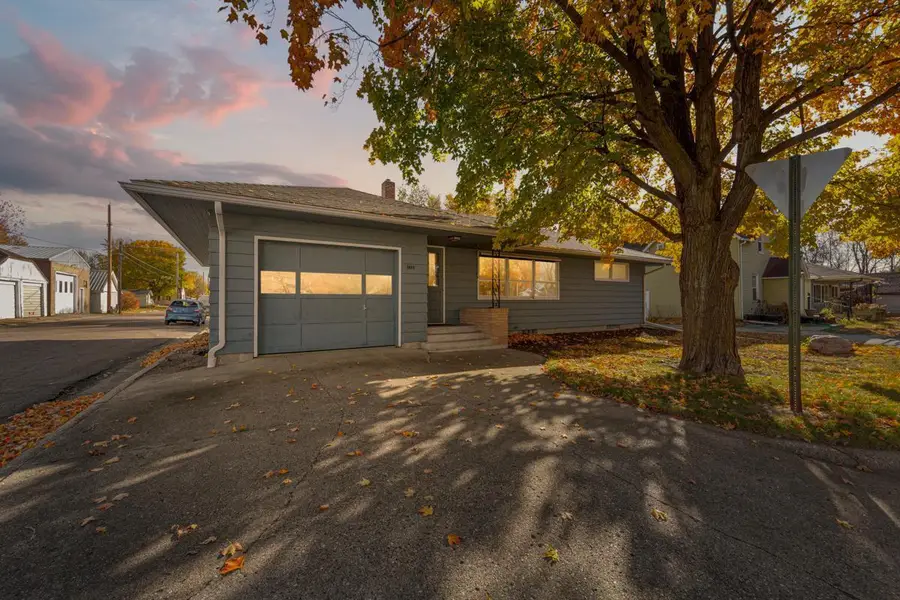 1043 Chase Avenue, Gibbon, MN 55335 - #2