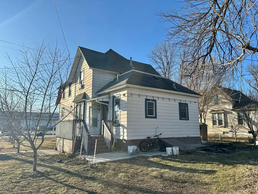 821 Madison Avenue, Albert Lea, MN 56007 - #3