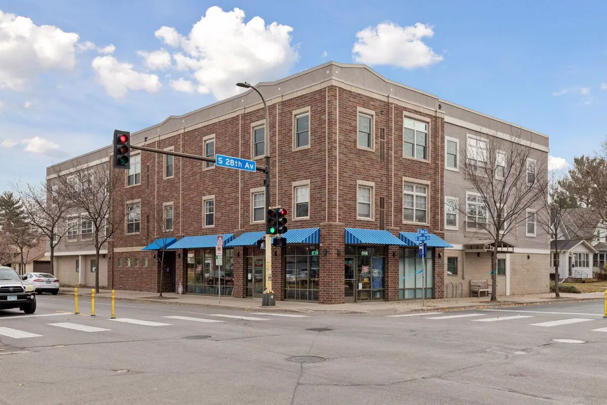 2803 E 38th Street #202, Minneapolis, MN 55406 - Image #1