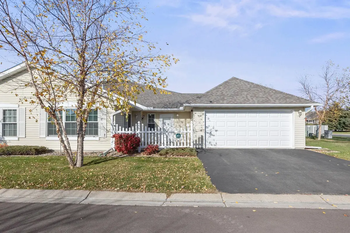 1031 Blackbird Trail Sw, Hutchinson, MN 55350 - Image #1
