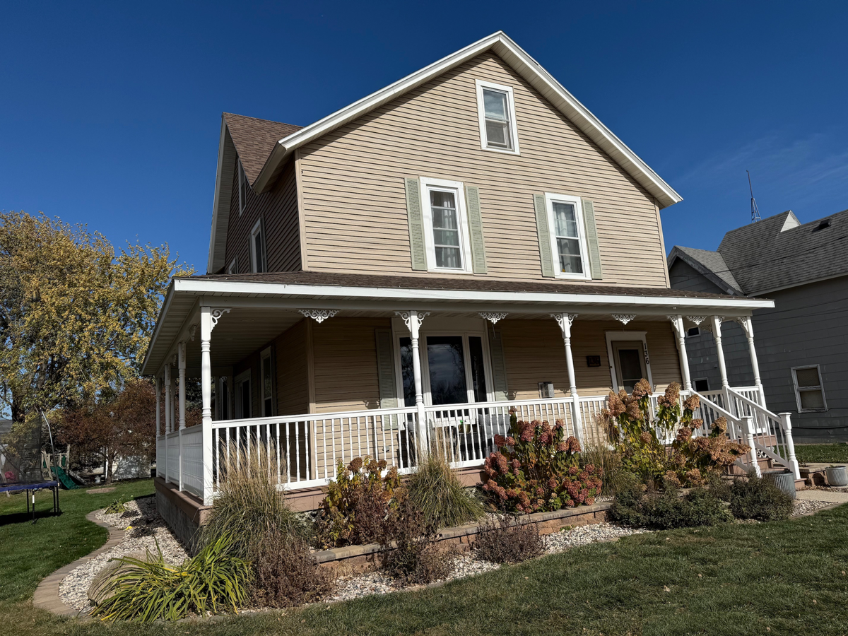 136 1st Avenue, Alden, MN 56009 - #1