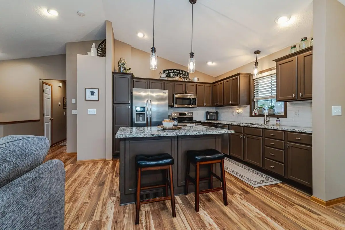 2088 Eastway Avenue, Shakopee, MN 55379 - Image #1