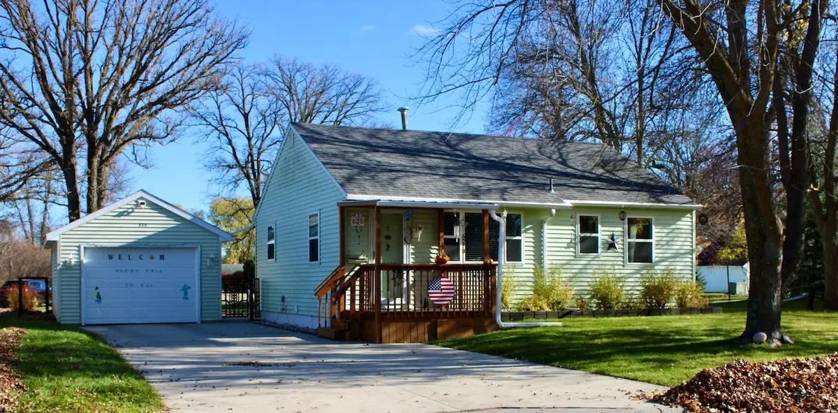 820 Tindolph Avenue S, Thief River Falls, MN 56701 - #1