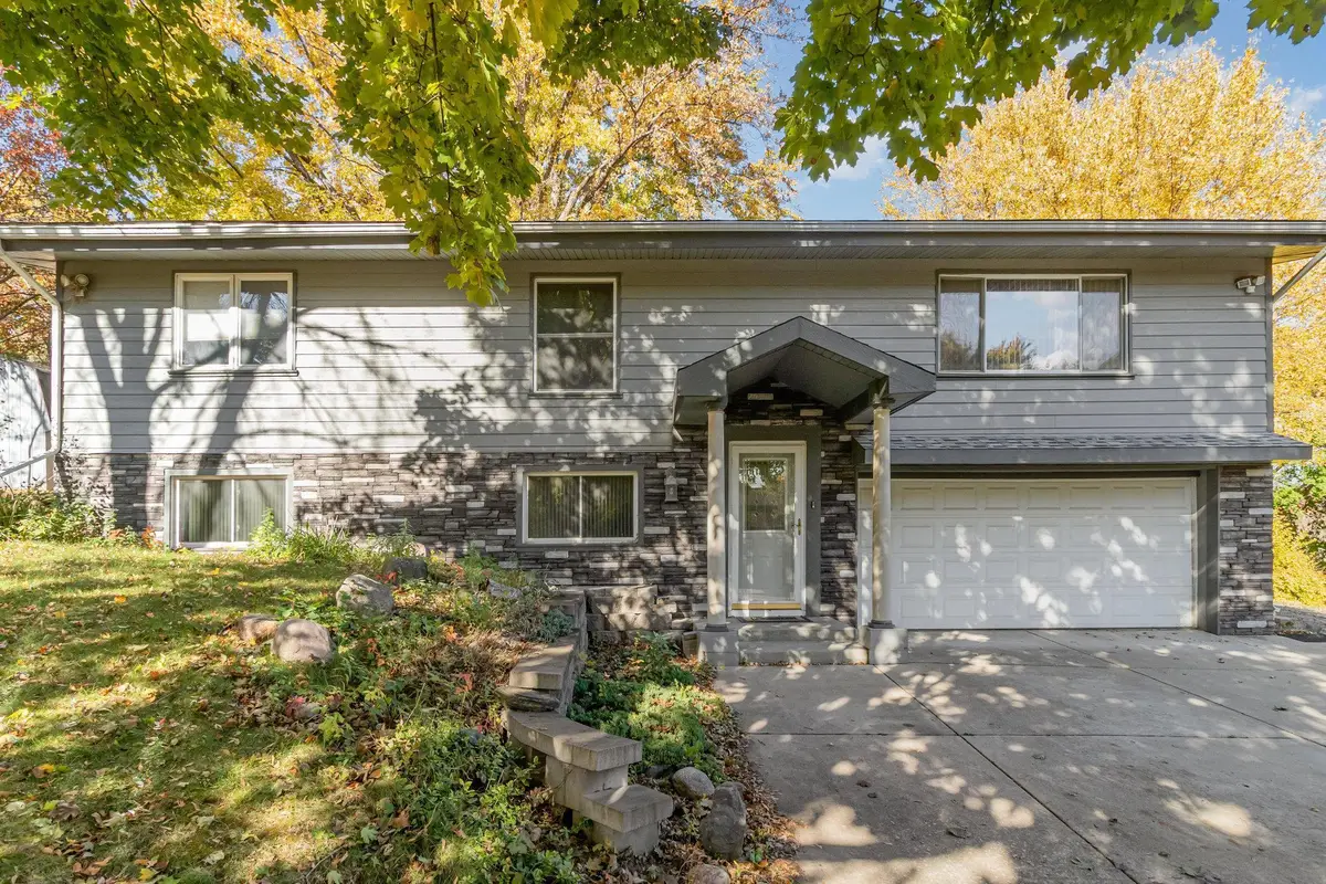 712 E 151st Street, Burnsville, MN 55306 - Image #1