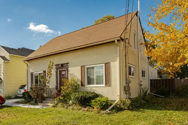 327 11th Avenue Nw, Rochester, MN 55901