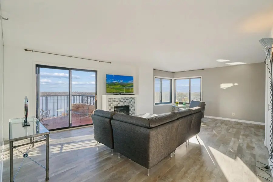 2950 Dean Parkway #1705, Minneapolis, MN 55416 - Image #3