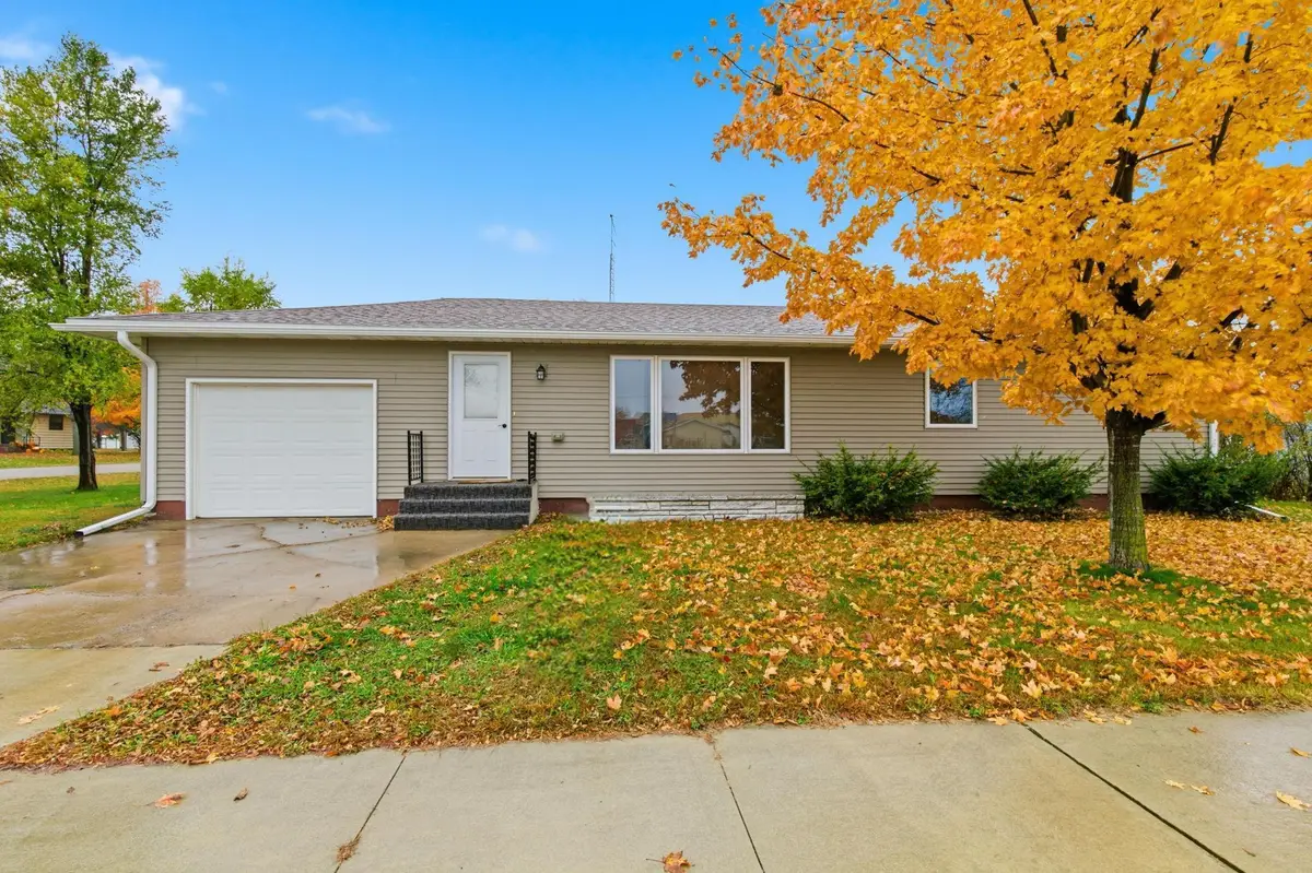 215 Church Street N, Eden Valley, MN 55329 - #1