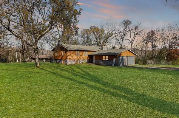 889 Aspen View Circle, Hudson, WI 54016