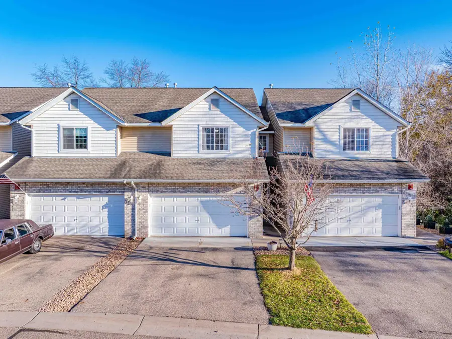 349 Pleasant Lane, Chaska, MN 55318 - Image #2