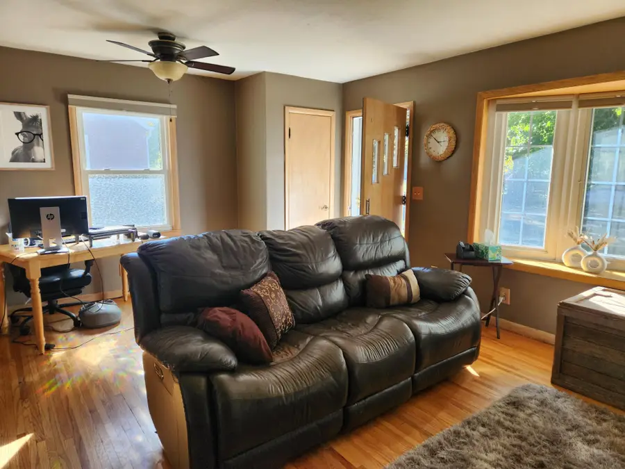 1015 Grandview Avenue, Owatonna, MN 55060 - Image #2