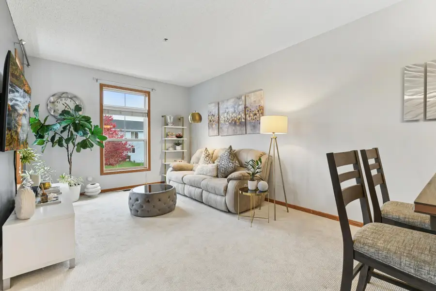 3124 Thoreau Road, Chaska, MN 55318 - Image #3