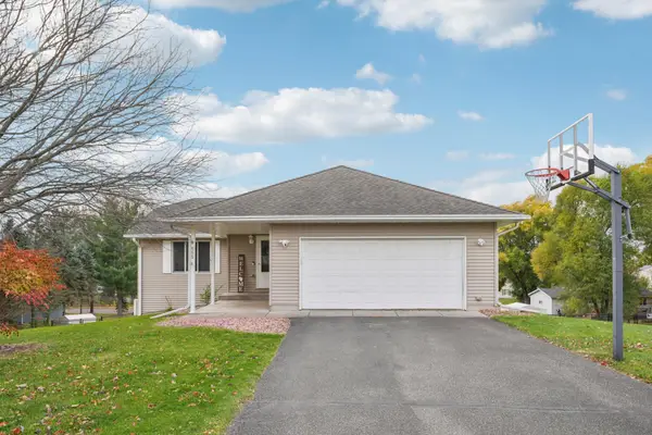 665 Flora Square, Prescott, WI 54021