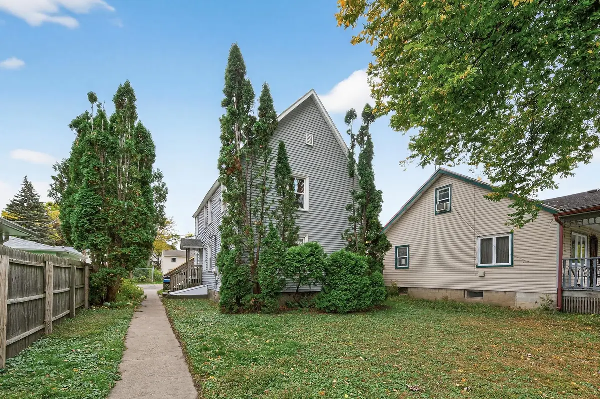 828 Englewood Avenue, Saint Paul, MN 55104 - Image #1