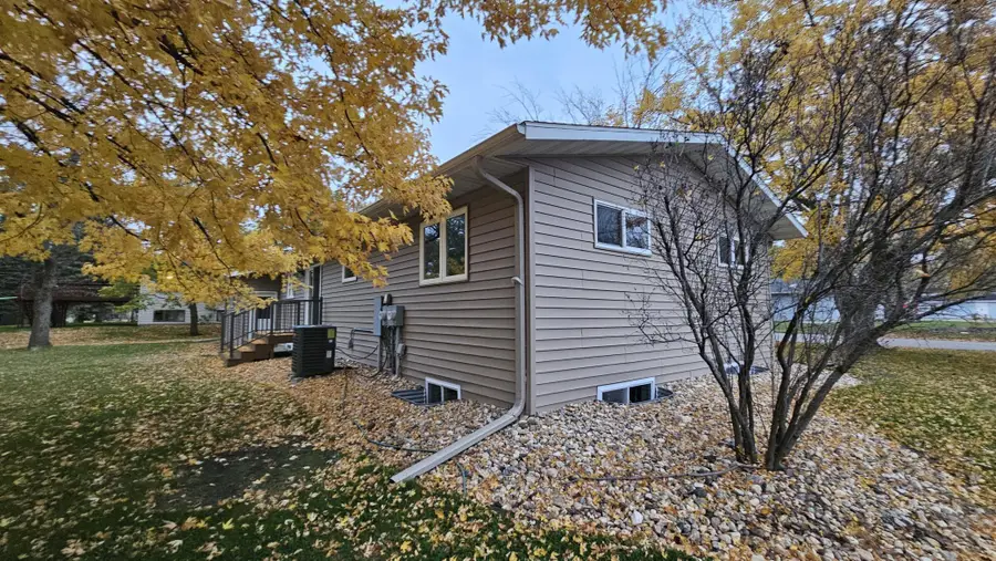 1006 6th Avenue N, Wheaton, MN 56296 - #3