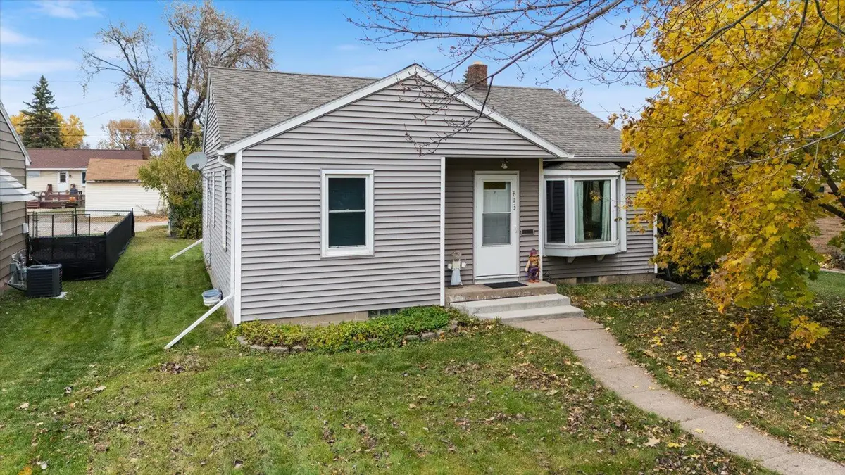 813 6th Street S, Virginia, MN 55792 - #1