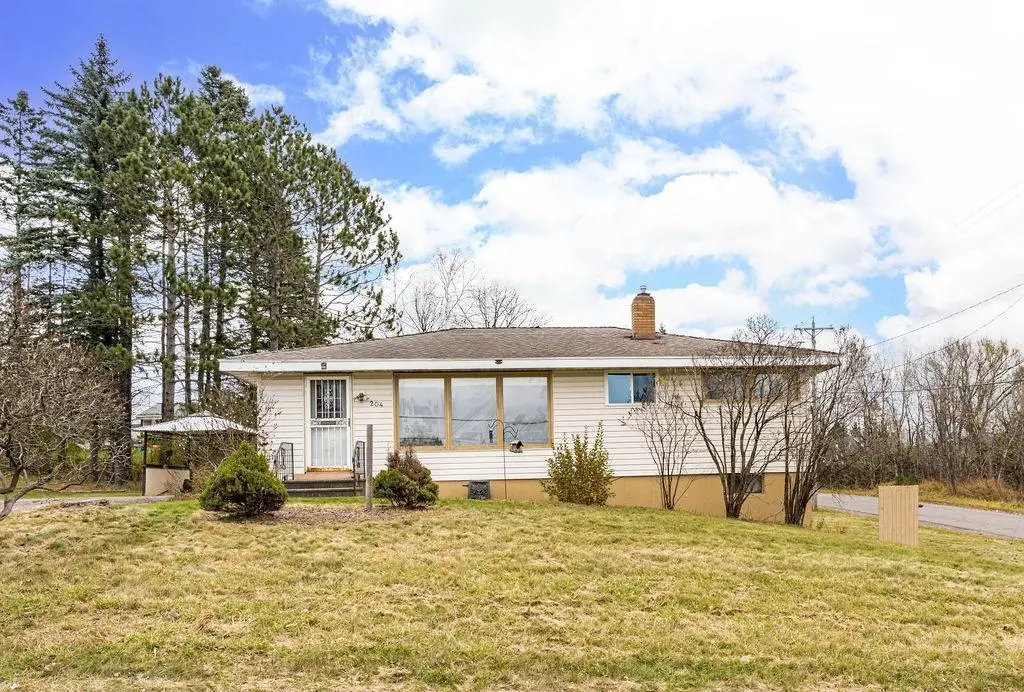 204 N Blackman Avenue, Duluth, MN 55811 - #1