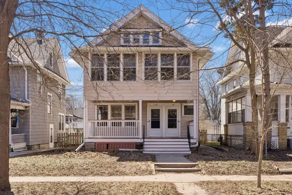 1746 Laurel Avenue, Saint Paul, MN 55104