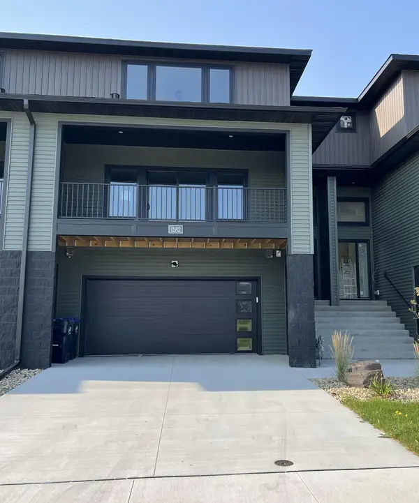 1582 Brandt Drive Ne, Byron, MN 55920