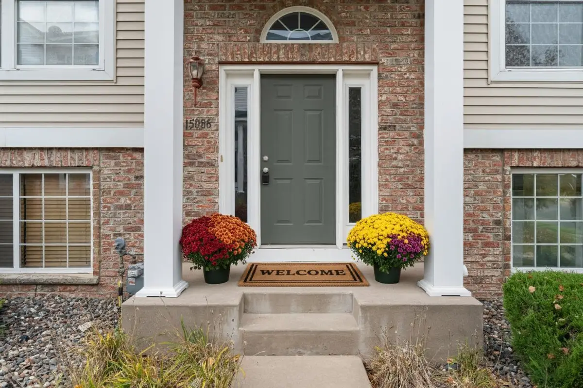 15086 Farnham Avenue N, Hugo, MN 55038 - Image #1