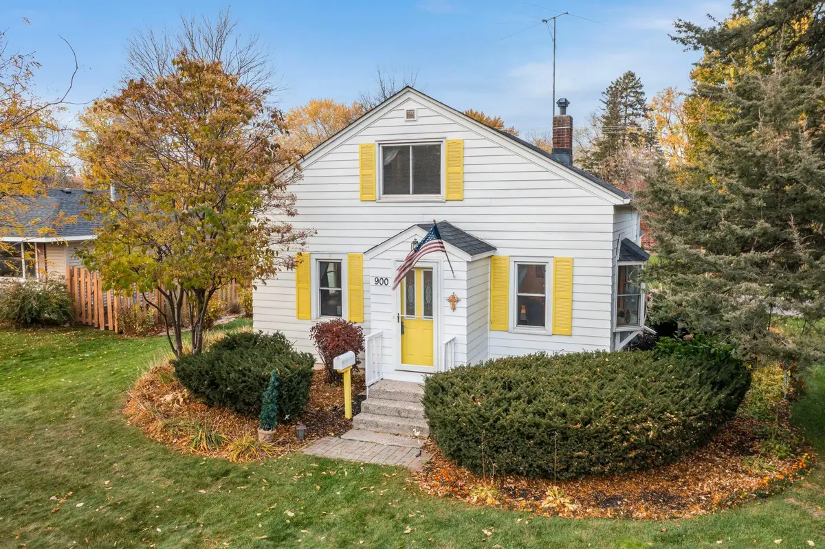 900 3rd Street W, Hastings, MN 55033 - #1