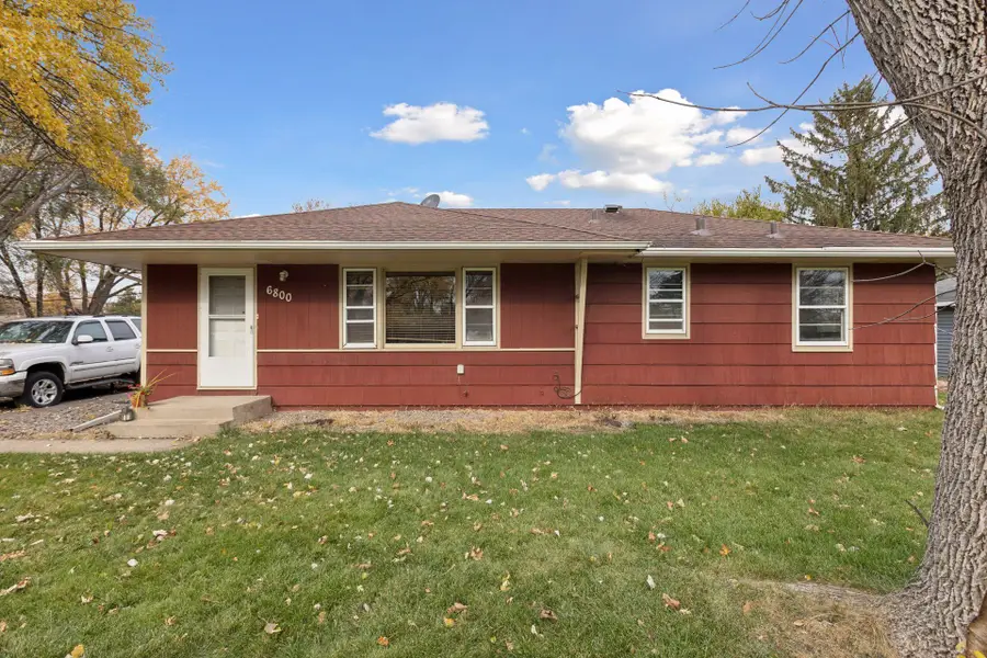 6800 68th Avenue N, Brooklyn Park, MN 55428 - #2