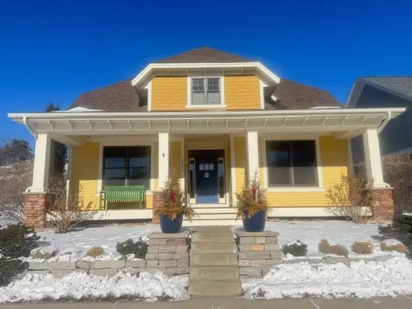 15579 Duck Trail Lane, Saint Paul, MN 55124