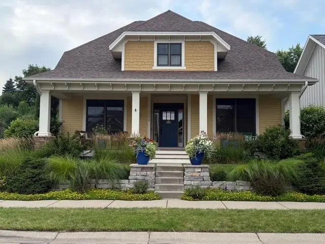 15579 Duck Trail Lane, Apple Valley, MN 55124 - #2