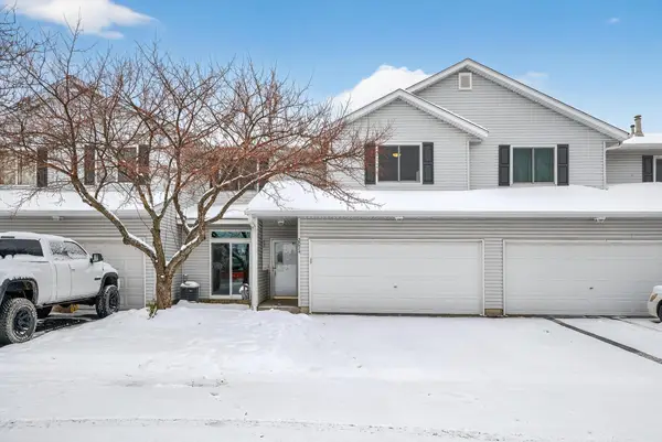 2074 Parkway Avenue, Shakopee, MN 55379