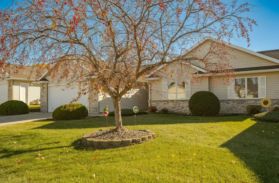 708 7 1/2 Street Circle Nw, Kasson, MN 55944 - Image #2