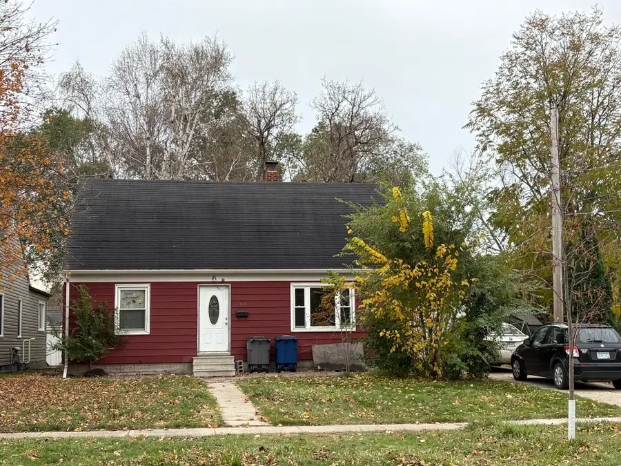 1313 10th Avenue S, Moorhead, MN 56560 - #2