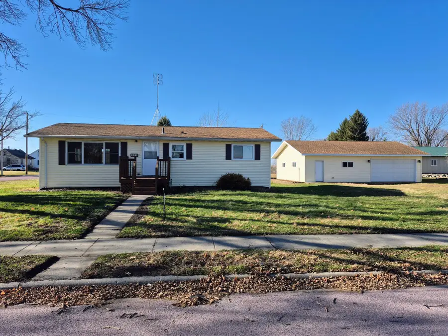 201 2nd Street N, Darfur, MN 56022 - Image #2