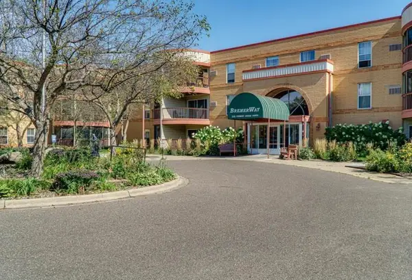 3232 Fremont Avenue N #317, Minneapolis, MN 55412