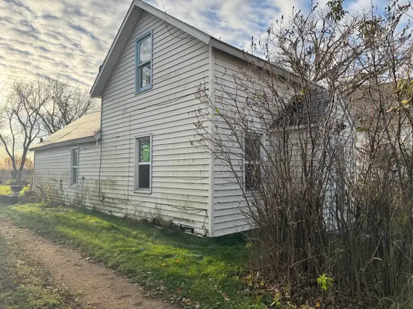 120 Tamarack Street, Badger, MN 56714