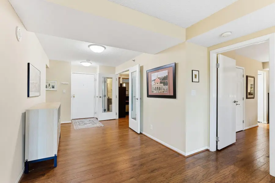 198 6th Street E #501, Saint Paul, MN 55101 - #3