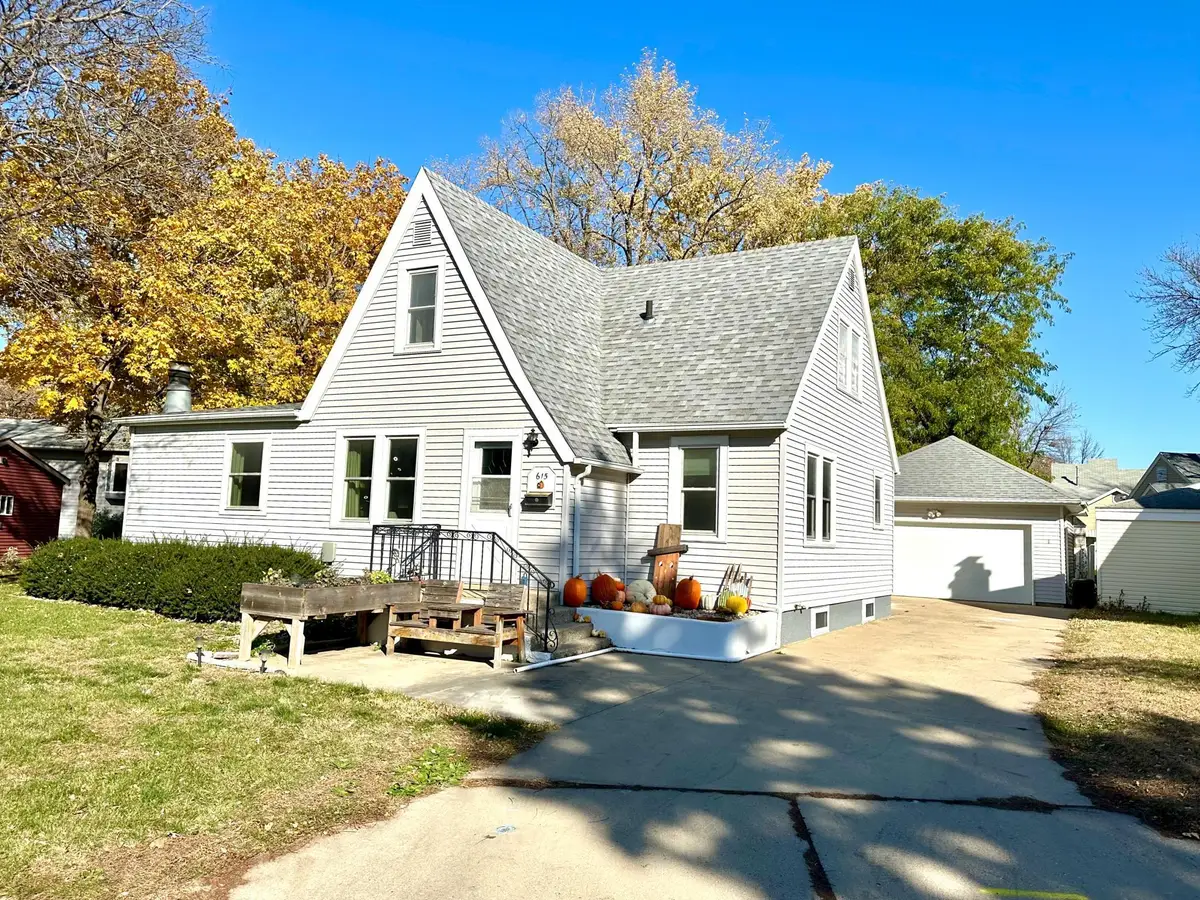 615 14th Avenue N, Estherville, IA 51334 - Image #1