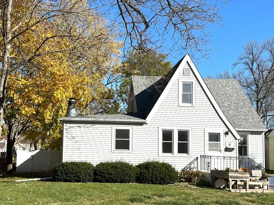 615 14th Avenue N, Estherville, IA 51334 - Image #2