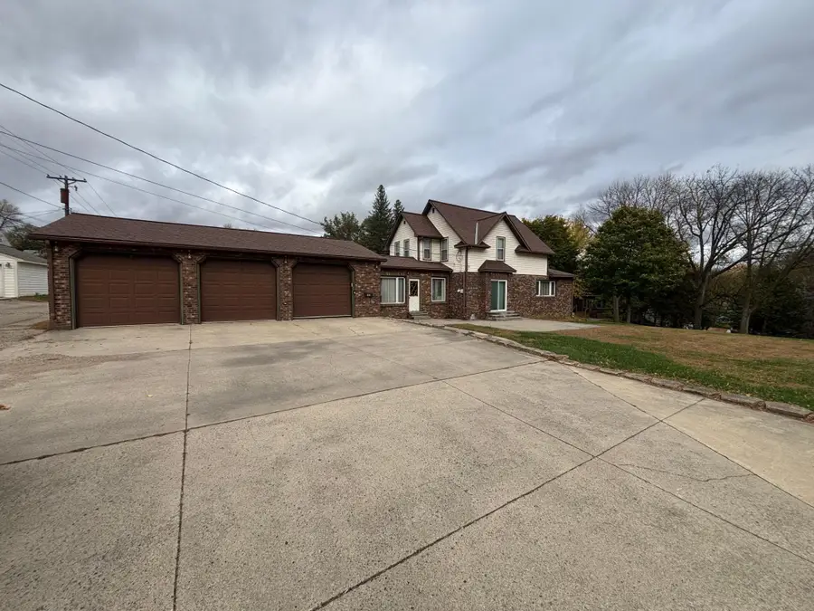 219 S 9th Street, Montevideo, MN 56265 - #3