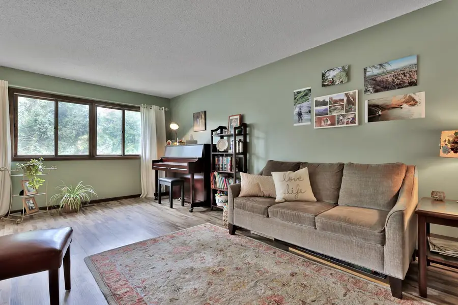 180 Wentworth Avenue W #D, Saint Paul, MN 55118 - Image #2