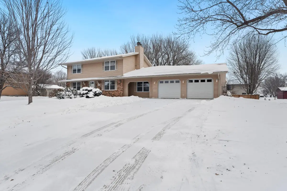 645 Dugdale Avenue, Worthington, MN 56187 - Image #1
