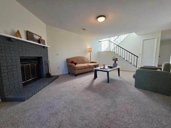 8864 Cottonwood Lane N, Maple Grove, MN 55369